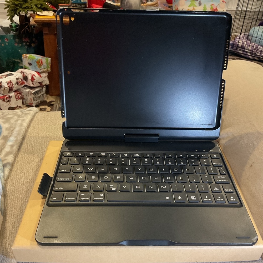 Black Tablet Keyboard Case